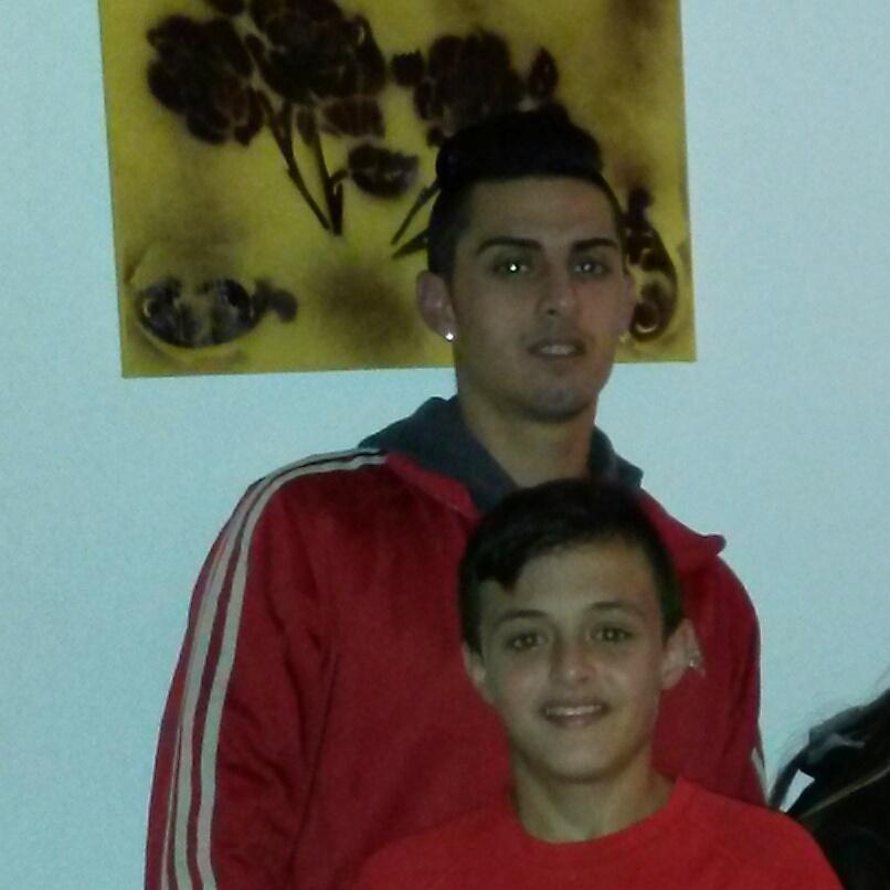 FranciGf95's tweet photo. Vamoss a disfrutar este dia tan especial con la familia !!mi cumple#19#viejo jajja.. http://t.co/5ximVoj4tX