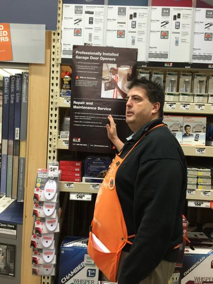 thdShannon's tweet image. Brent Boulay presenting new GDO and repair program. Awesome! #StoreWalk #DSMForum2015