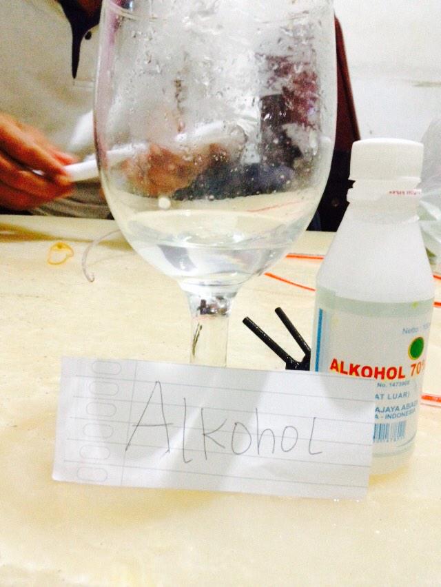 Ratihayuu_'s tweet photo. @NaufaliaNDU http://t.co/OYwO0Eq3HU