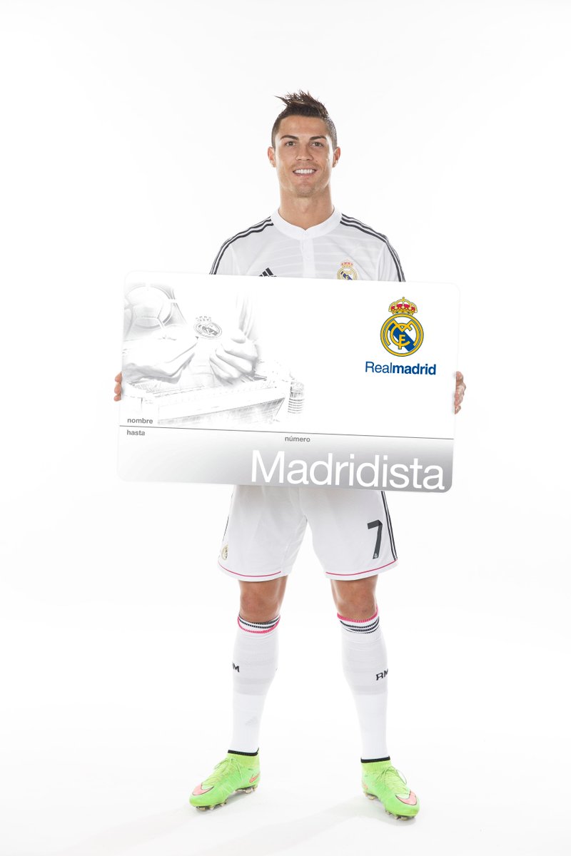 realmadrid's tweet photo. ¡Hazte Madridista como @Cristiano, Balón de Oro 2014! Solicita tu carné Madridista aquí: http://t.co/19Tn2xBSEp http://t.co/D3bse1kmKU