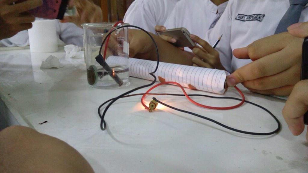 Ratihayuu_'s tweet photo. @NaufaliaNDU http://t.co/DiuefySrxY