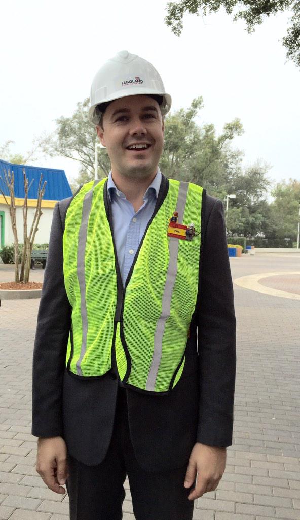 LisaWinkORL's tweet photo. @LeadershipORL #LO87's Phil Royle is building the LEGOLAND Hotel, one brick at a time #LEGOLAND #travelnews http://t.co/6H9qgqDwyy