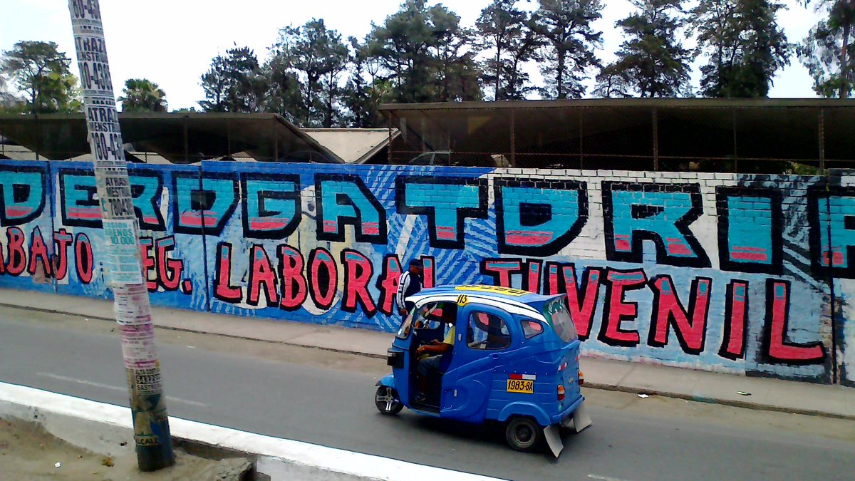 Parte de otro mural en #Comas contra la #LeyPulpin.