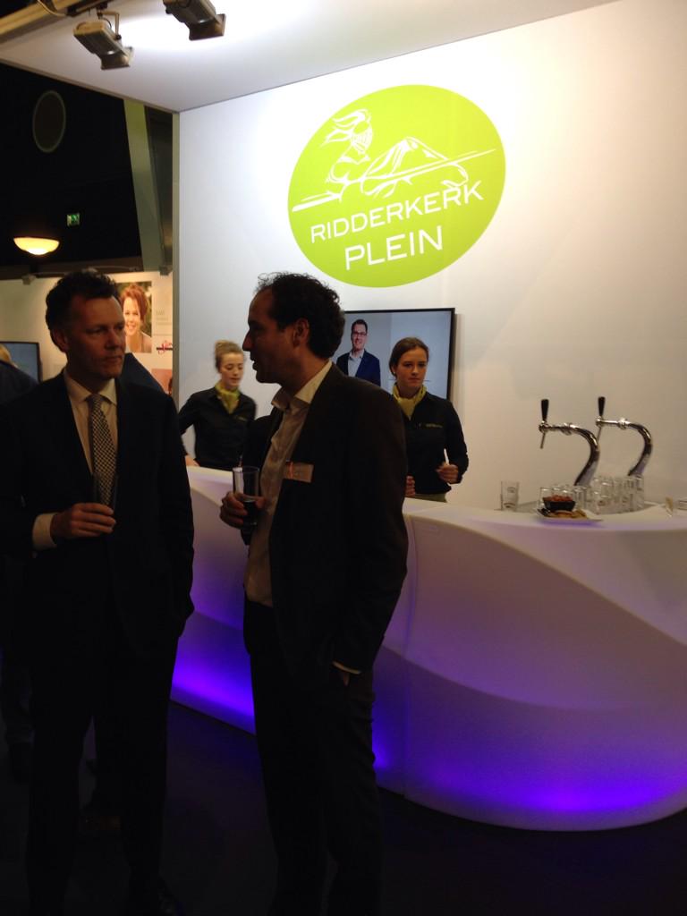 AngelaMariaSnel's tweet photo. We zijn er weer! #pb15 #sportenwelzijn http://t.co/jMMZlIz2Dm