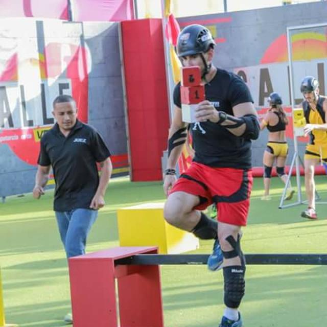 hamdyman20's tweet photo. Mas fotos de calle7 xq la competencia es de verdad http://t.co/4zGdfEGtWm