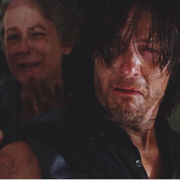 Daryl Dixon (@_scarredsavior_) on Twitter photo 
