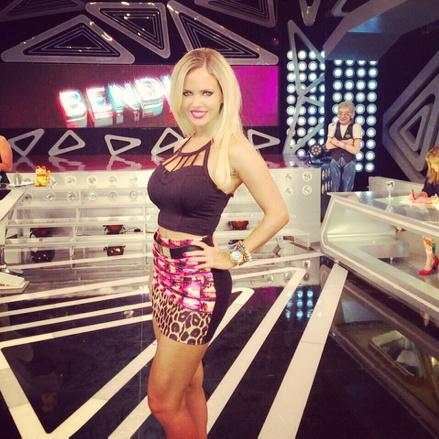 Hoy @BenditaOk vestida @ILOVERMODA y #bronceada @BSASBRONZE‼️? http://t.co/zl0hEp7w2d