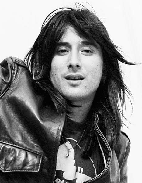 Happy Birthday to the one and only voice...Steve Perry!! LOVE HIM! 
