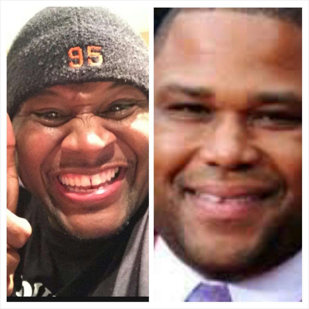 AntonioDiaz38's tweet photo. @spiceadams #NFLConfessions Did Julius Peppers believe you that @anthonyanderson is not related to you in anyway. http://t.co/jtCqbQY6zr