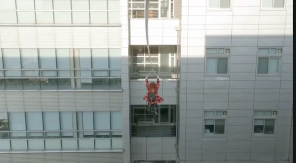 Viki's tweet photo. WHAAAA? #HanJiMin spiderwoman #VikiLive #HydeJekyllMe http://t.co/Xl1DD0xdnm
