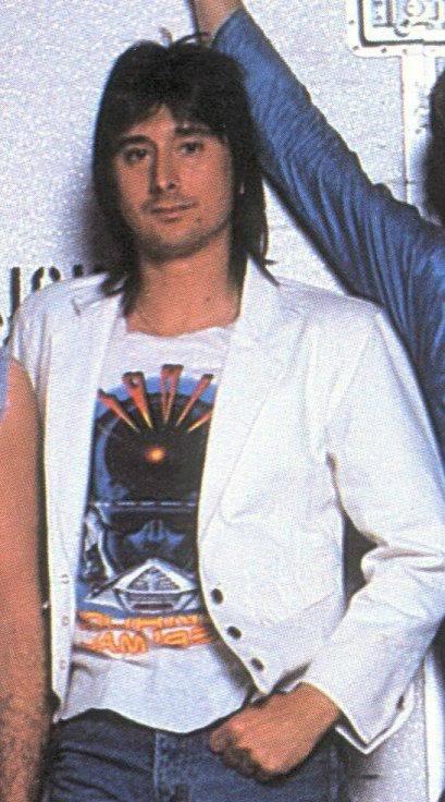  Happy Birthday to Steve Perry
\Don\t stop believing\" 
