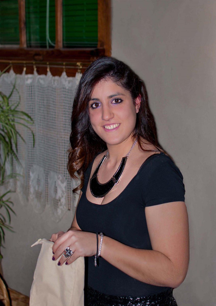 25invencible's tweet photo. @__Miriam_  perfecta. http://t.co/4Cvs78qP2t