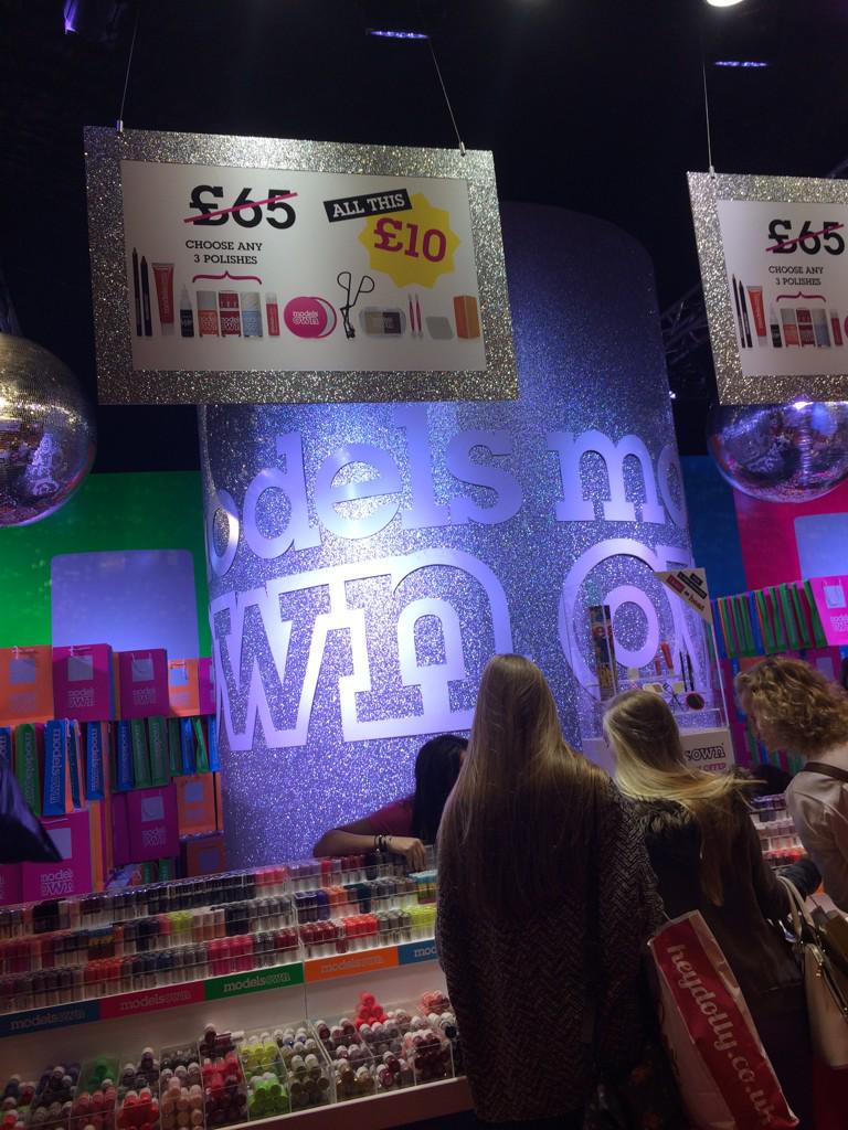 itskatienash's tweet photo. #IWasThereCSL @ClothesShow http://t.co/aFwHQMFeiB