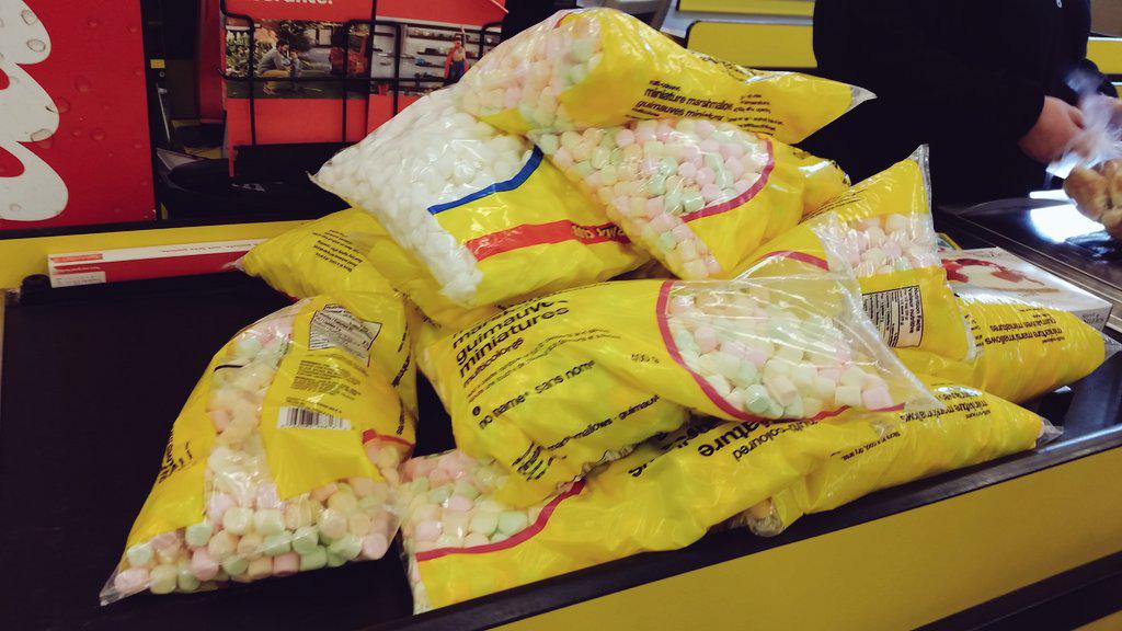 __alcd's tweet image. Today I went grocery shopping for the first time in weeks. I think I did a good job.