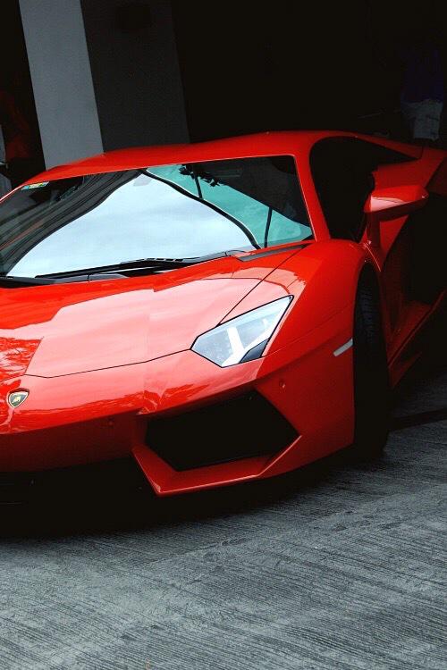 Siirhouu's tweet photo. ๐๐๐๐ต #PostPerfectCar # http://t.co/OVlXZb5zHw