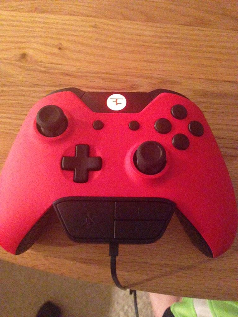 DivFears's tweet image. @FaZeJinx #UseCodeJinx