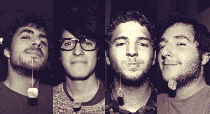 Febrero 2011: Mítica foto de nuestro primer concierto, en breves noticias frescaaas!