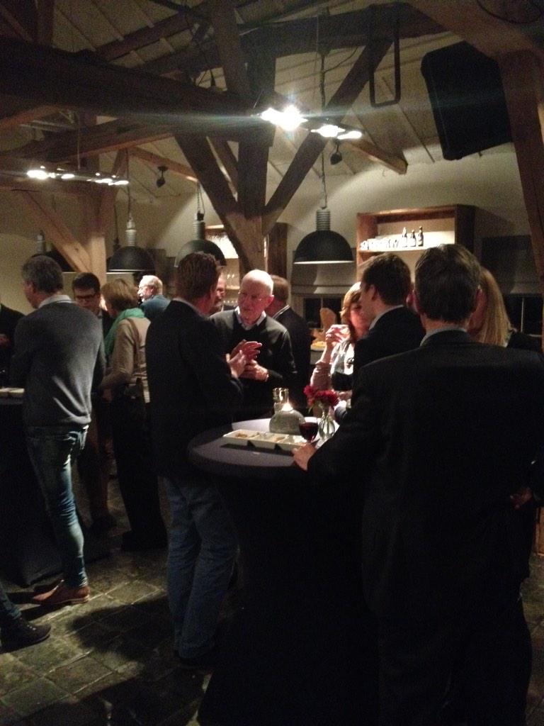 Geslaagde nieuwjaarsborrel <a href="/d66BEL/">@D66BEL</a> en <a href="/d66huizen/">D66 Huizen</a>. Samenwerking begint met dit soort momenten.