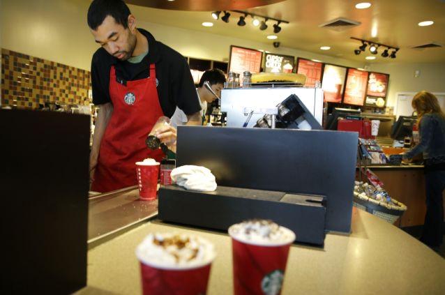 MarcusMtom's tweet photo. Starbucks' 1Q profits soar on strong sales, traffic - via @YahooFinance http://t.co/Oa6boeJM7N http://t.co/nOF8bitIKR