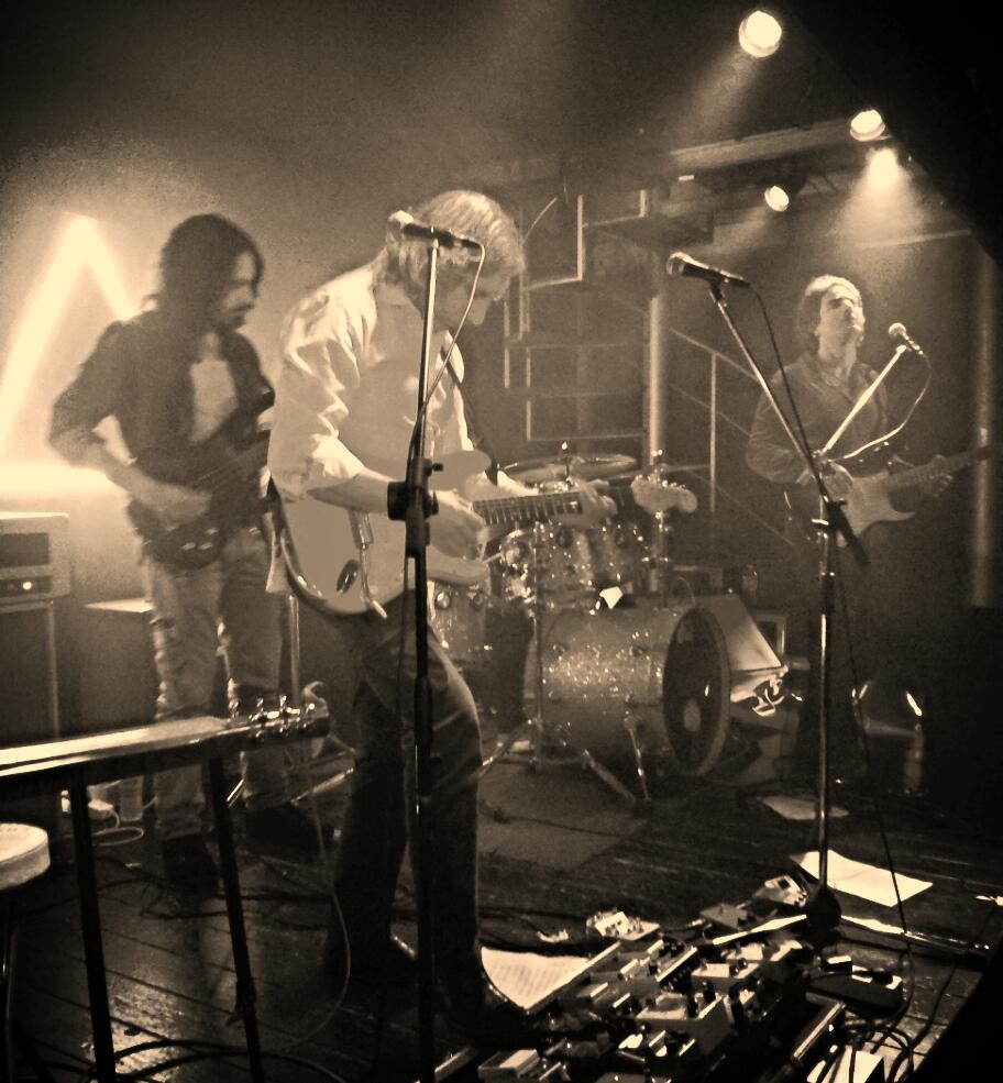 WTTMachine's tweet image. #ASaucerfulOfSecrets is always an #EndlessRiver of #Emotions 
#nowplaying #PinkFloyd for you!