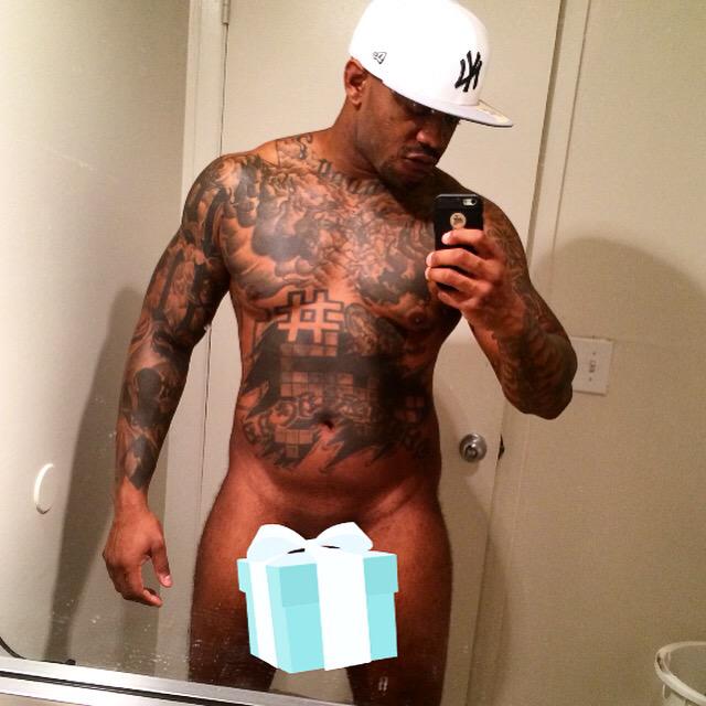 germaphobe_1's tweet photo. #mce #eggplantfriday #tmz #thatprinttho http://t.co/uVCKIsaIZN