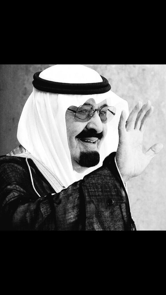 Farah_Sub's tweet photo. سبحان من زرع حبه في قلب شعبه💔 
الله يرحمه ويغفرله يارب💔 http://t.co/KKq3GXYoOG