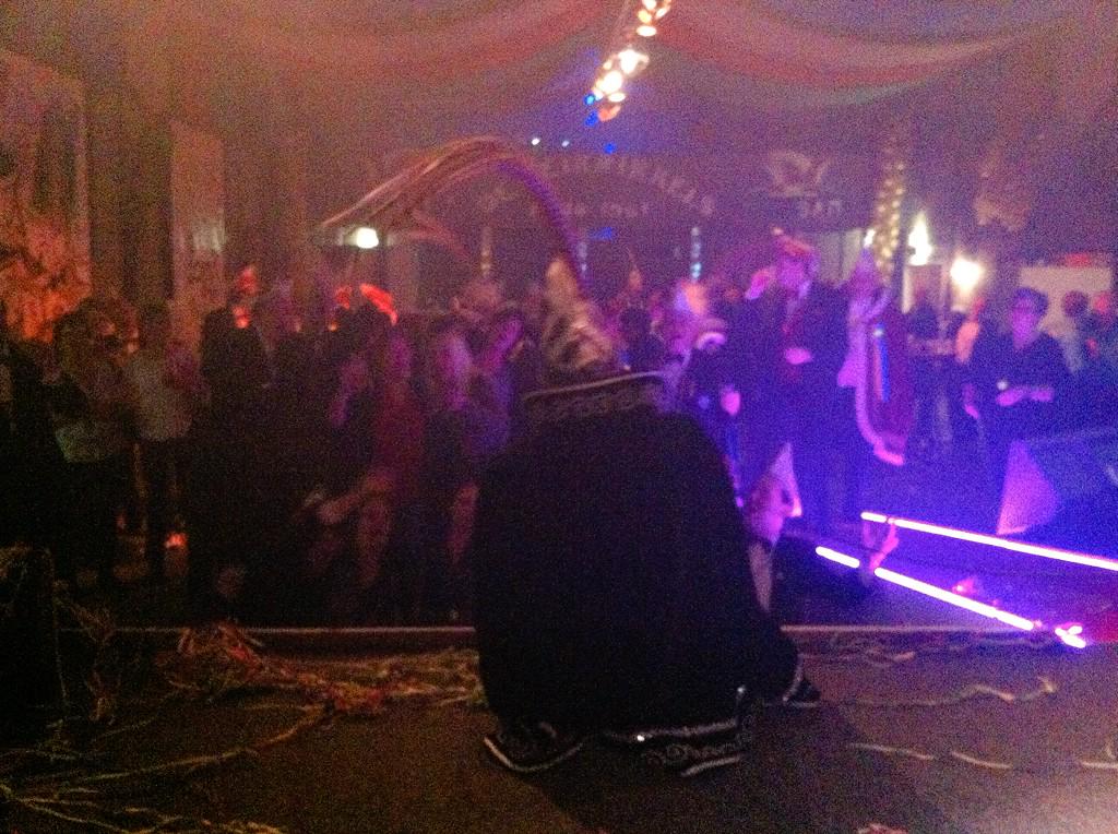 Piereslikkers's tweet photo. Afterparty bij de #heikrikkels#prins Geert#piereslikkers #Vorstenbosch http://t.co/ie1rfA9X0e