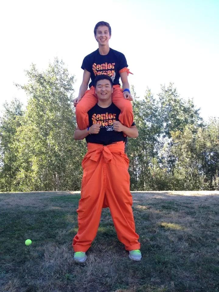 kchoboom's tweet image. IF THIS TWEET GETS OVER 150 RETWEETS BY FRIDAY NIGHT @_jordanRnelson_ AND I WILL BE BUZZING OUR HEAD FOR #SMITHSTRONG