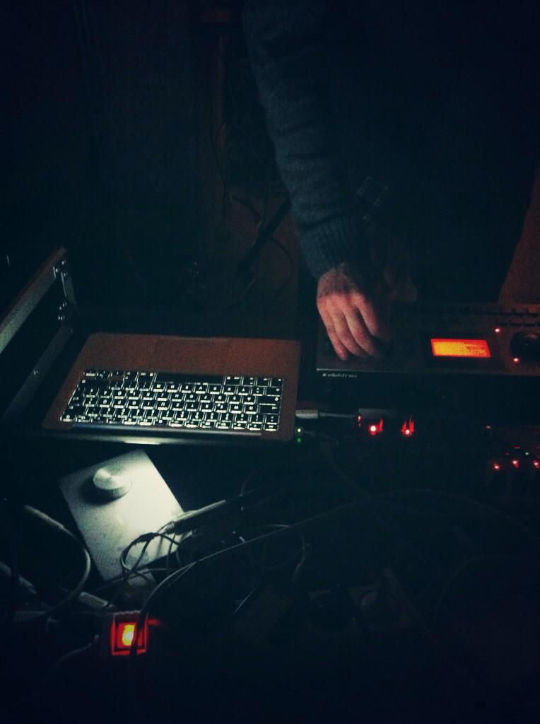 moonhiy's tweet photo. #thirdtypetapes #deadfader #rature #paris #lesnautes http://t.co/bJLOdE6cm5