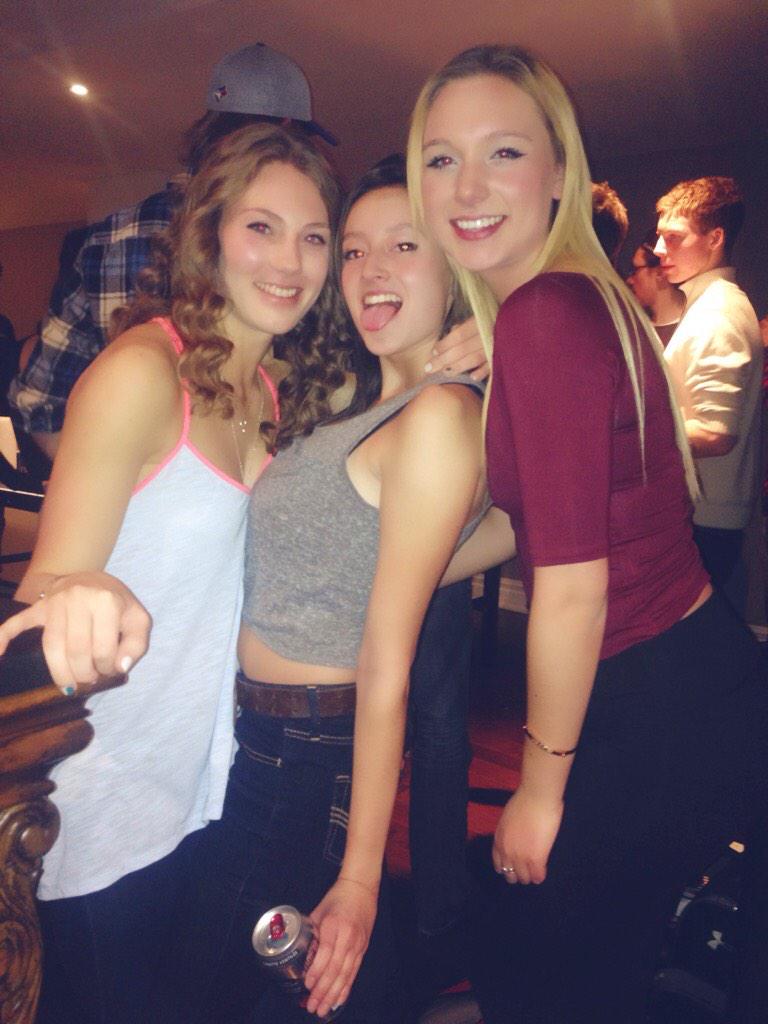 maddybroown's tweet photo. love these girls 💕😘🙈 @kyraaxox @alisha_camp http://t.co/xee1JcYgn5