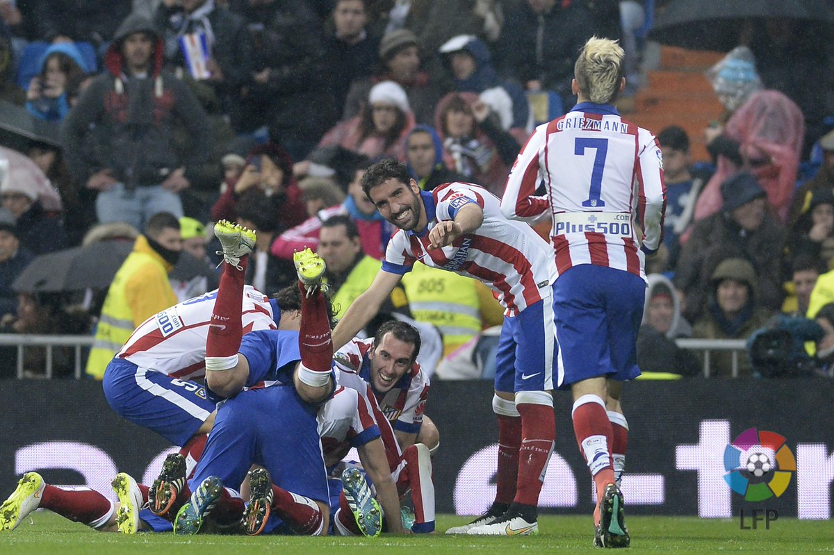 LaLiga's tweet photo. El @Atleti certifica su pase a cuartos de final tras empatar ante el @realmadrid en el Santiago Bernabéu. #CopaDelRey http://t.co/M4kwqQePKi