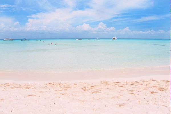 clusterposts's tweet photo. the ocean is where I belong 🌊 http://t.co/TTMExpK9za