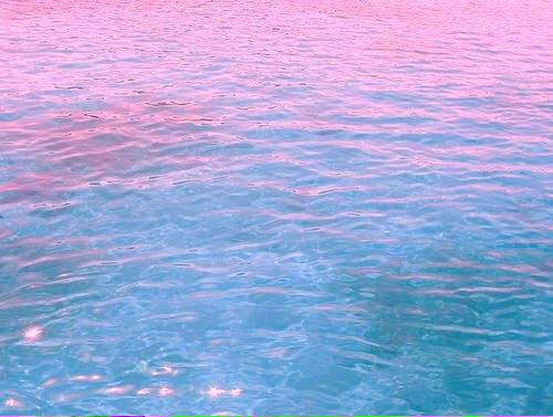 clusterposts's tweet photo. the ocean is where I belong 🌊 http://t.co/TTMExpK9za