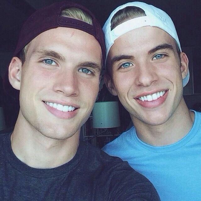 FuckableMen's tweet photo. their dads sperm must be made of gold http://t.co/maMr7xAN3m