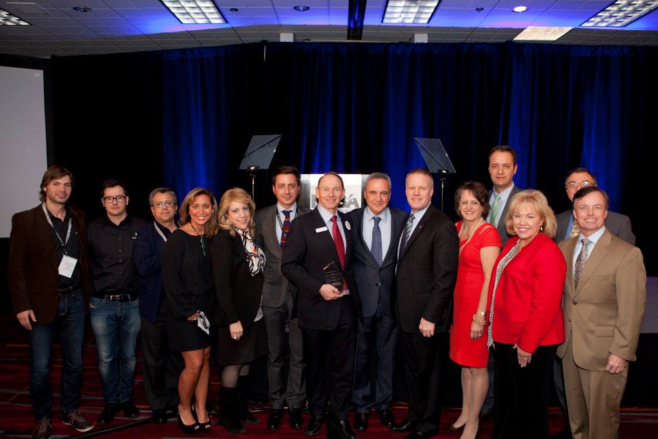 Silestone's tweet image. A look back at this memorable moment from last year&apos;s #KBIS2014. #TBT