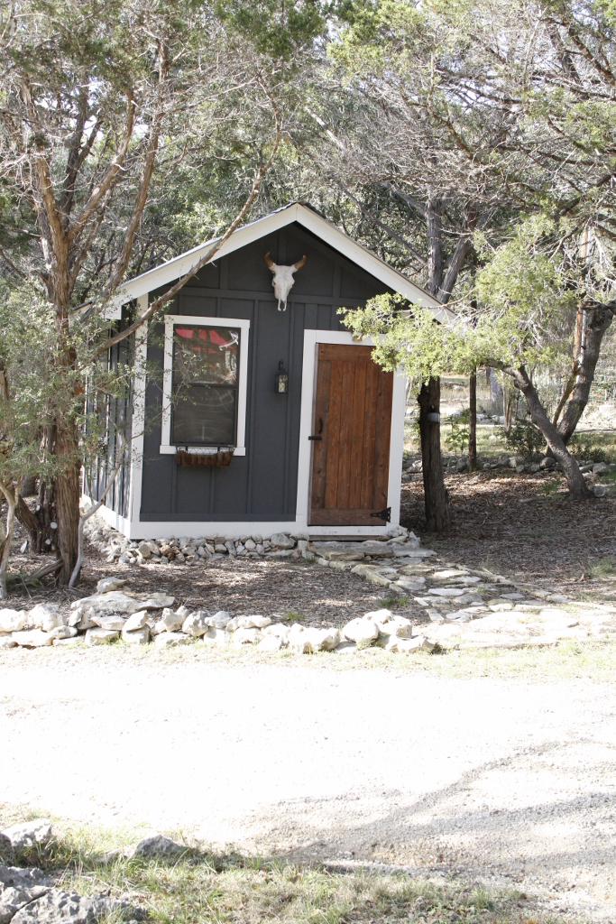 Mags_Benson's tweet photo. “@codyraygeorge: Charming home for sale in Wimberley, TX $265K http://t.co/km8mbPZjR3” @ericjbenson can this be our Texas home?!