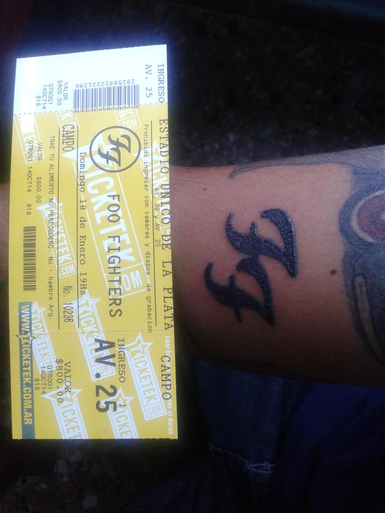 pato_ruffini's tweet photo. #vorterixfoo quiero conocer a grohl mi heroe del rock http://t.co/0GK7sGSBke