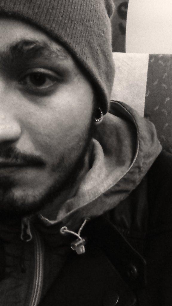 fuckingblackboy's tweet photo. Train. http://t.co/KPVYe5jjxE