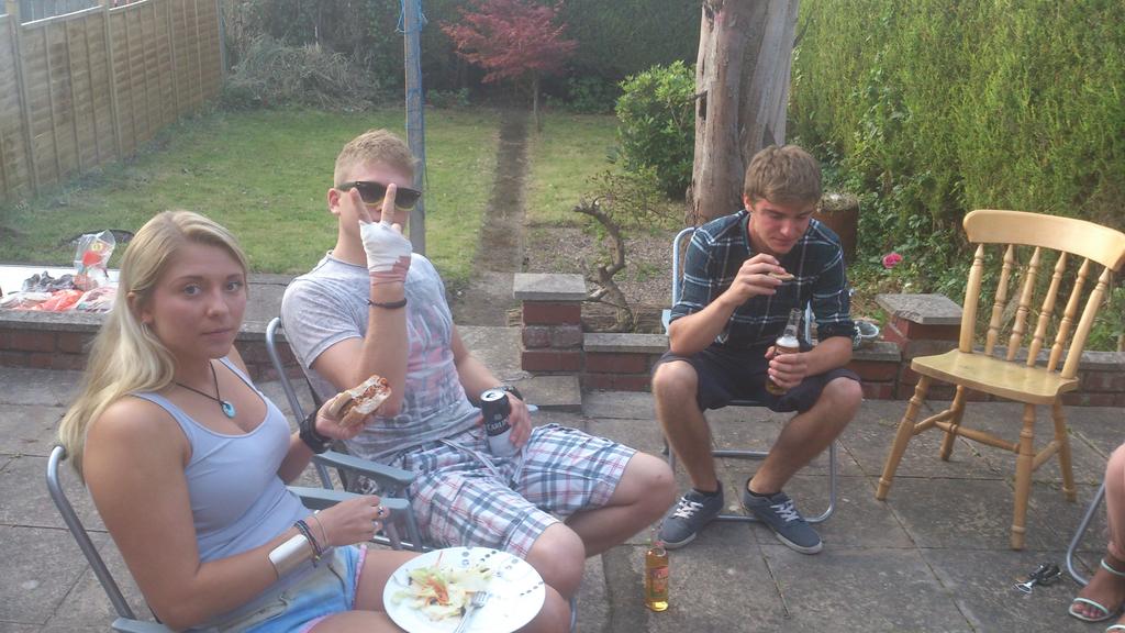 TboneFreestyler's tweet photo. Random pics of my peeps http://t.co/I4clMIsQju