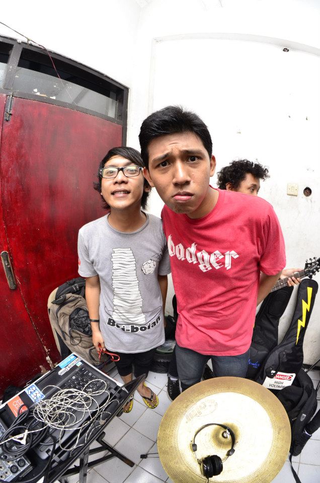 At backstage with gindrong =D <a href="/erahyudha/">Yudha Firmansyah</a>