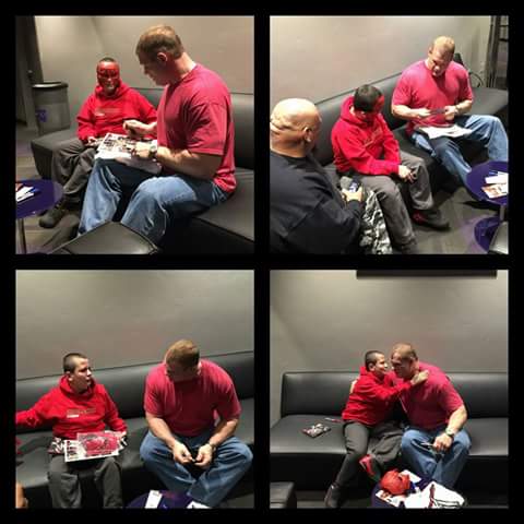FAMAWWE's tweet photo. @KaneWWE  w/ a @MakeAWish 
#BanMomsAgainstWWE http://t.co/sdWkVB9JDm