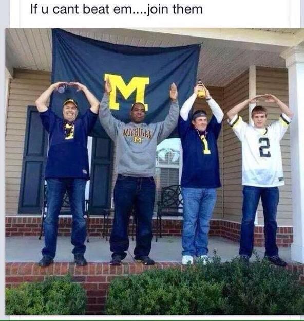 KennyGalvin's tweet image. I think someone just broke the internet #BuckeyeNation #bigten #brokeninternet