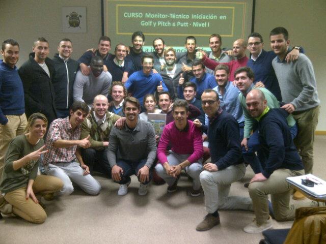 Ilusión y tremendas ganas de aprender entre asistentes Curso Monitor-TD Nivel I. Gran formación de todos ellos