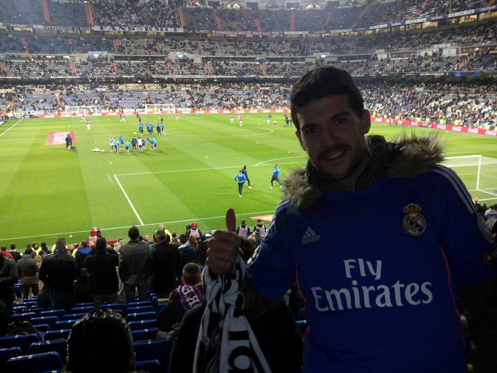 Esperando el comienzo del derby a tope como siempre. Hala Madrid!!!! Hoy nos los comemos!!!