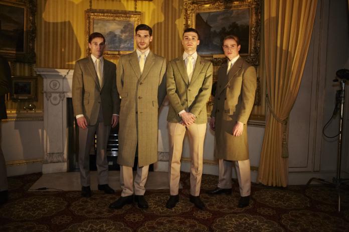 JermynStreetJnl's tweet photo. Brilliant show! @SavileRowCollec @Woolmark @11savilerow #TheEnglishGentleman @BFC Read http://t.co/9vELKtlcHZ #lcm http://t.co/nbVN2hNuKF
