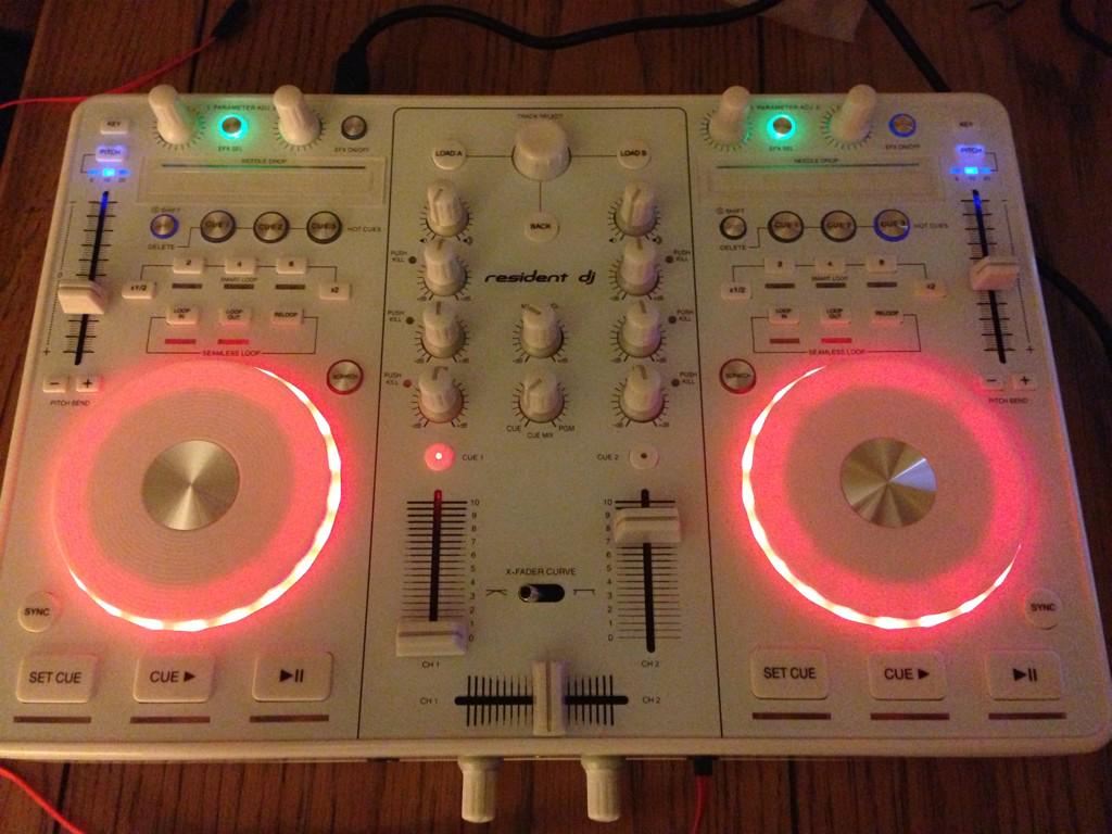 bethfullalove's tweet photo. So this arrived today #Kontrol3 http://t.co/r6rdRAc0cP