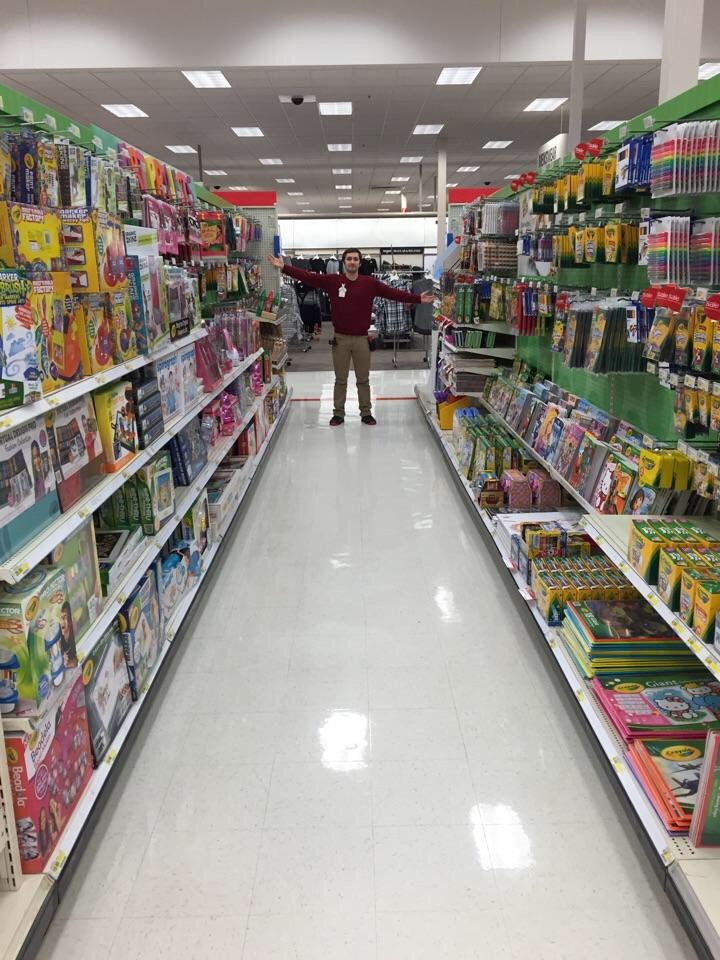 John_TargetAP's tweet photo. Crayola for ALL the kids!!!! 

4x4s in stationary looking fresh at 1763 

@dzackdz http://t.co/PTlaQ0lsoJ