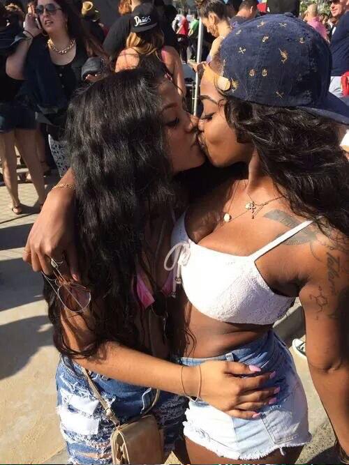 Bisexual Black Teens Girls