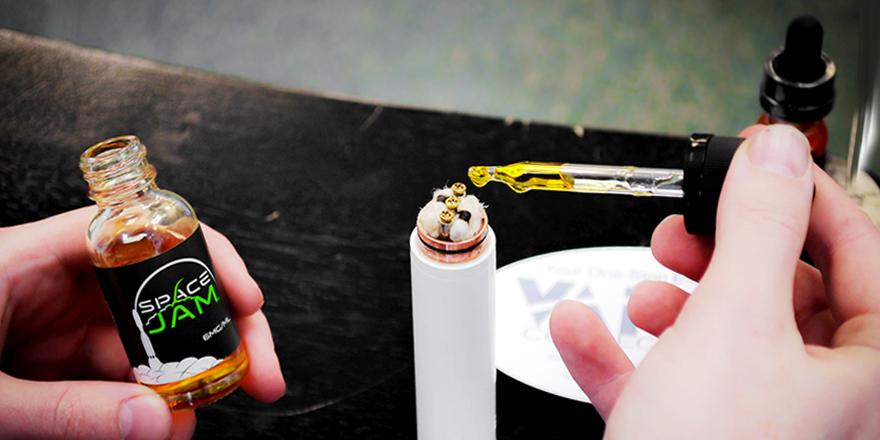 SpaceJamEJuice's tweet image. To drip or not to drip? #VapeProblems