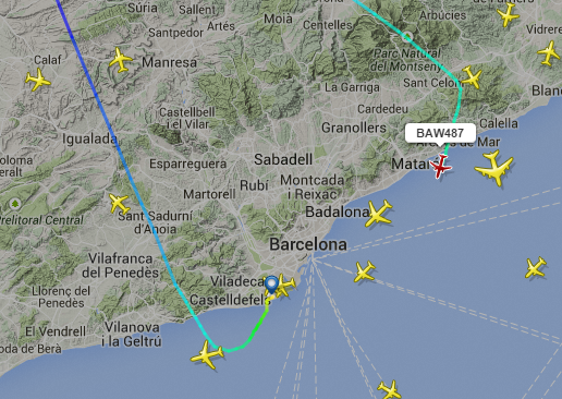 ActualidadRT's tweet photo. ÚLTIMA HORA: El vuelo #BA487 de British Airways vuelve de emergencia a #Barcelona http://t.co/od842ln4GB http://t.co/RgpUwgSlRv